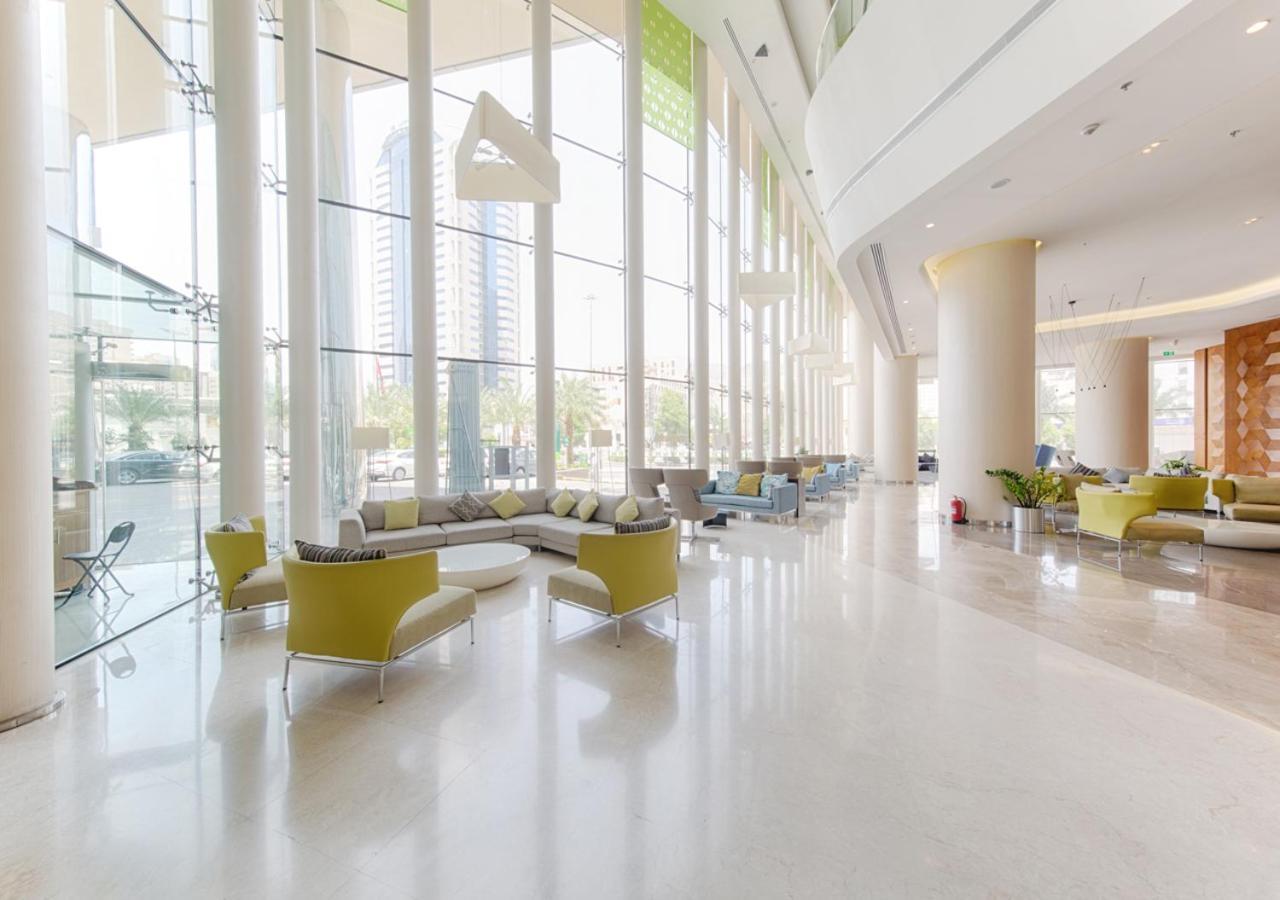 Holiday Suites Al Azizia Μέκκα Εξωτερικό φωτογραφία The lobby of the hotel