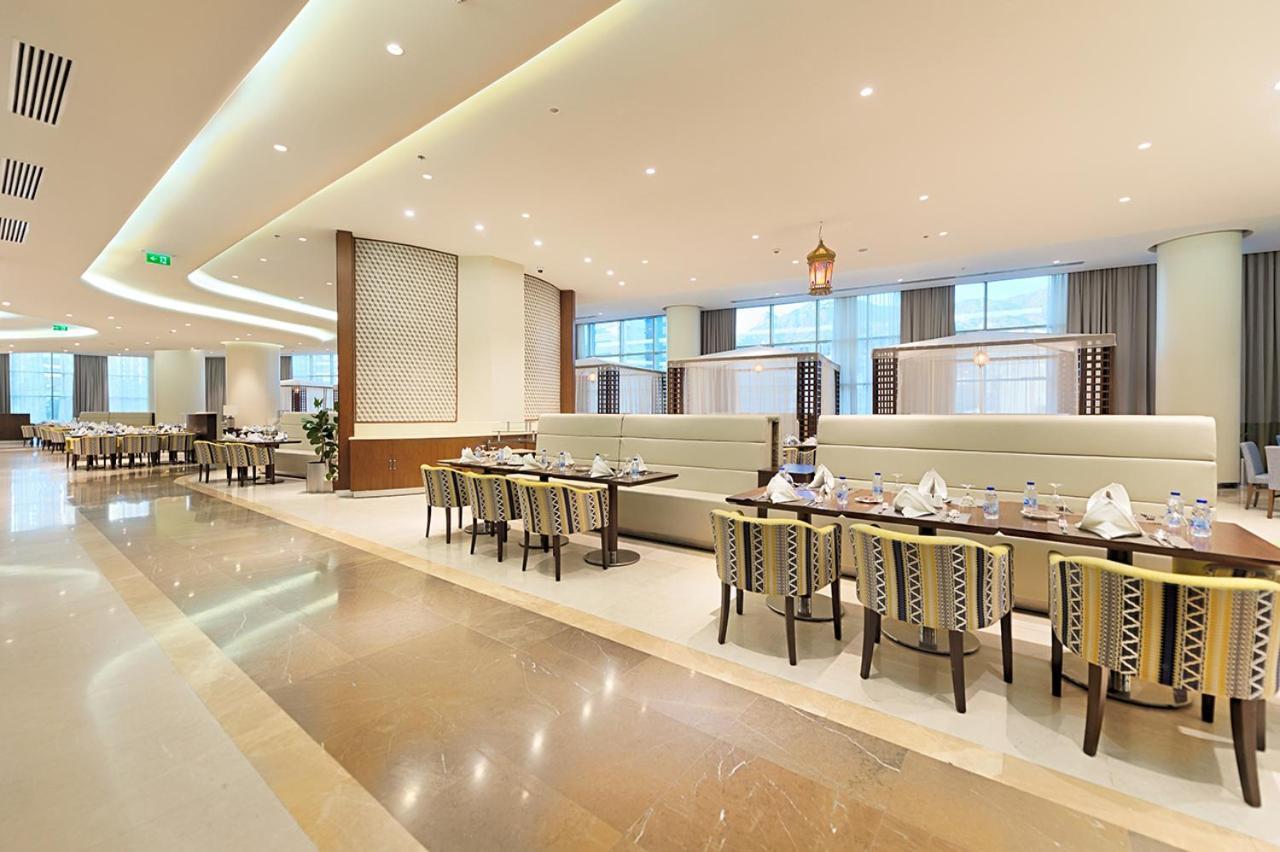 Holiday Suites Al Azizia Μέκκα Εξωτερικό φωτογραφία The hotel's restaurant
