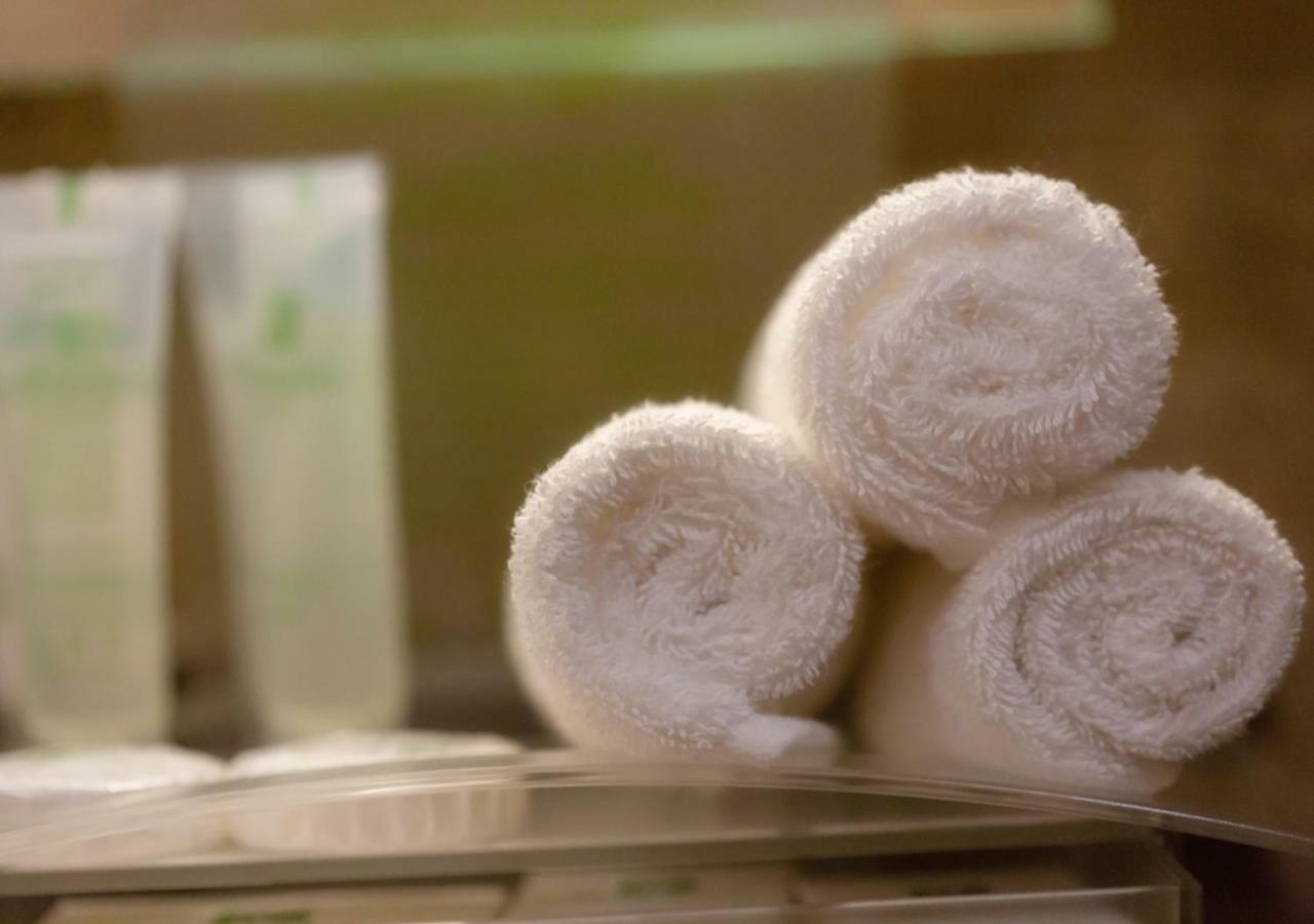 Holiday Suites Al Azizia Μέκκα Εξωτερικό φωτογραφία Cotton towels